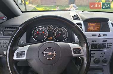 Минивэн Opel Zafira 2009 в 