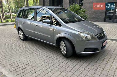 Минивэн Opel Zafira 2007 в 