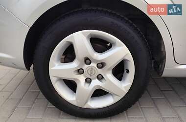 Минивэн Opel Zafira 2008 в 