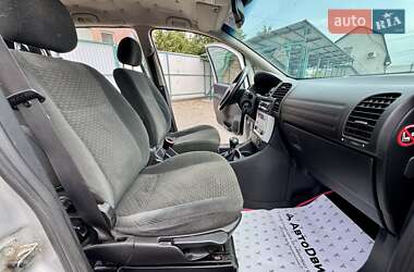 Минивэн Opel Zafira 2003 в 