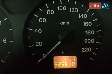Минивэн Opel Zafira 2000 в 