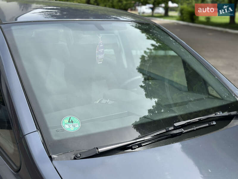 Минивэн Opel Zafira 2008 в Ровно