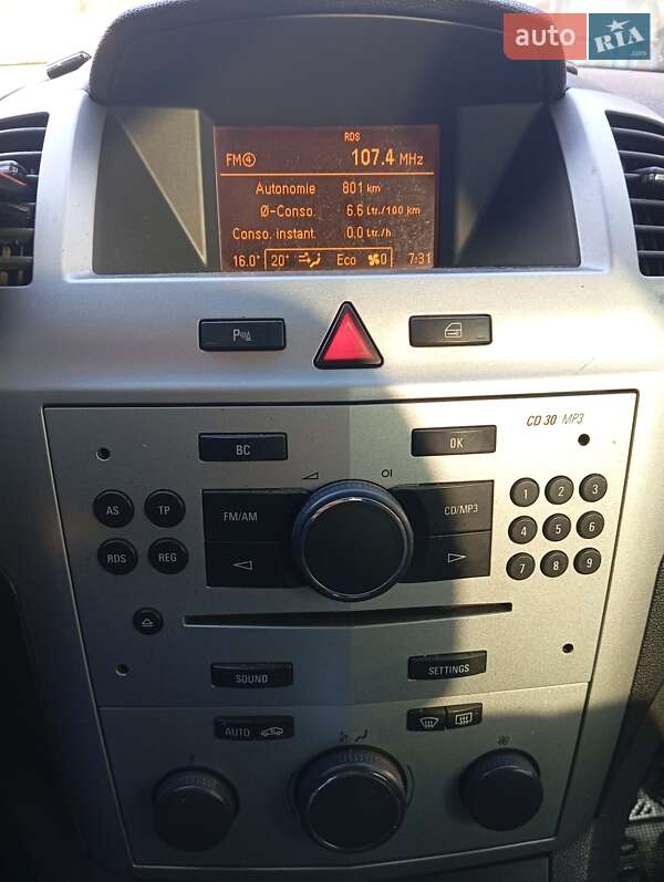 Минивэн Opel Zafira 2010 в Верховине фото 5 Минивэн Opel Zafira 2010 в Верховине