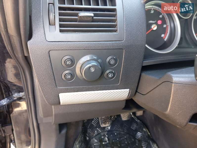 Минивэн Opel Zafira 2010 в Верховине фото 9 Минивэн Opel Zafira 2010 в Верховине