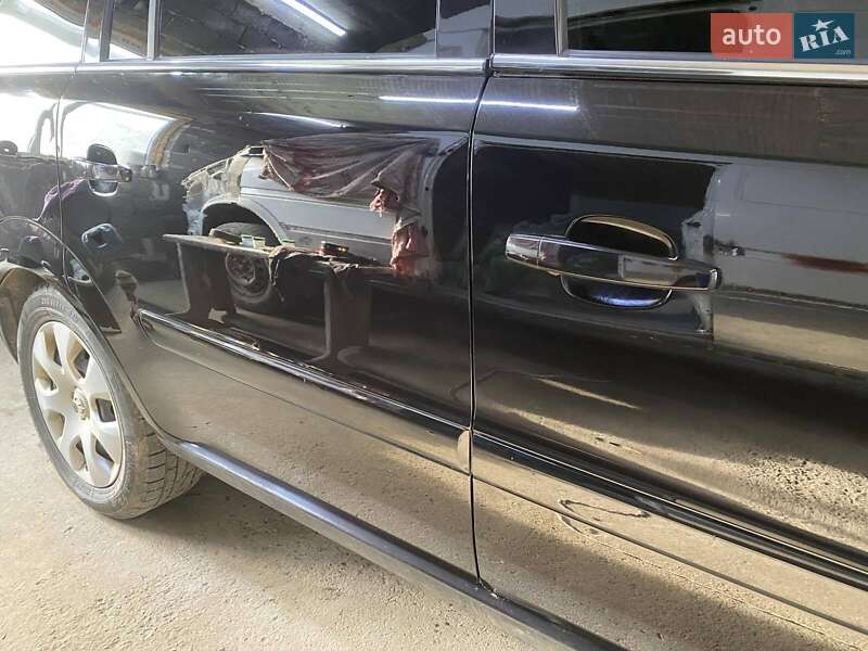 Минивэн Opel Zafira 2010 в Верховине фото 17 Минивэн Opel Zafira 2010 в Верховине