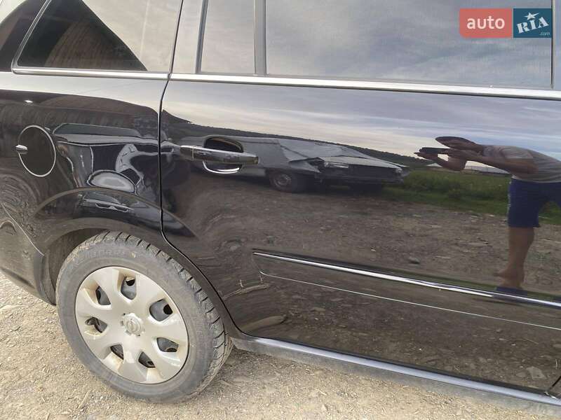 Минивэн Opel Zafira 2010 в Верховине фото 22 Минивэн Opel Zafira 2010 в Верховине