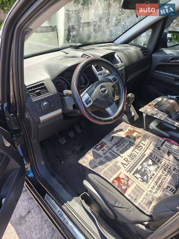 Мінівен Opel Zafira 2012 в Кам'янському