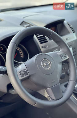 Минивэн Opel Zafira 2006 в 