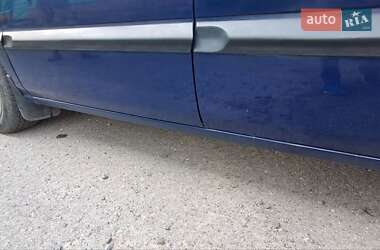 Минивэн Opel Zafira 2002 в 