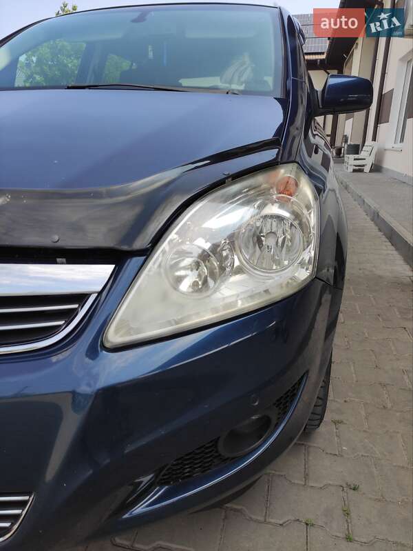 Мінівен Opel Zafira 2010 в Могилів-Подільському фото 18 Мінівен Opel Zafira 2010 в Могилів-Подільському