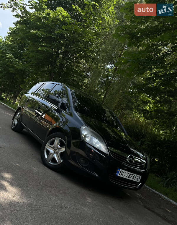 Opel Zafira 2010