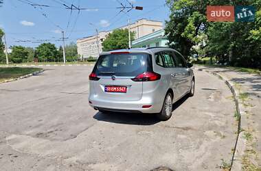 Минивэн Opel Zafira 2018 в 