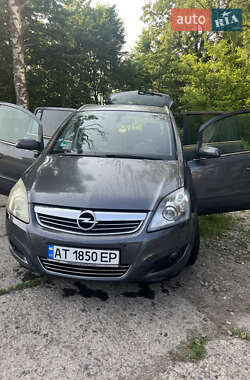 Минивэн Opel Zafira 2009 в Коломые