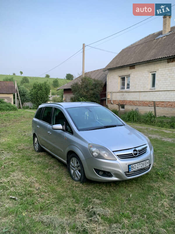 Opel Zafira 2008