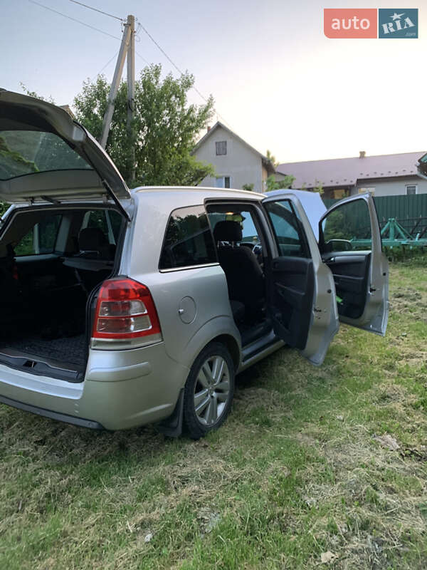 Минивэн Opel Zafira 2008 в Золочеве фото 8 Минивэн Opel Zafira 2008 в Золочеве
