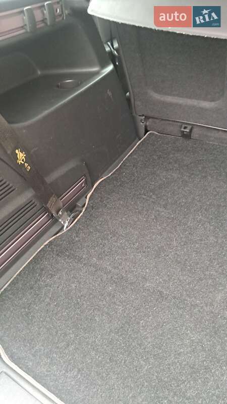 Минивэн Opel Zafira 2011 в Луцке