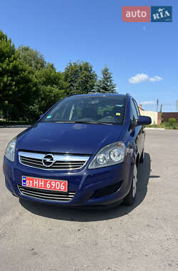 Мінівен Opel Zafira 2012 в Луцьку