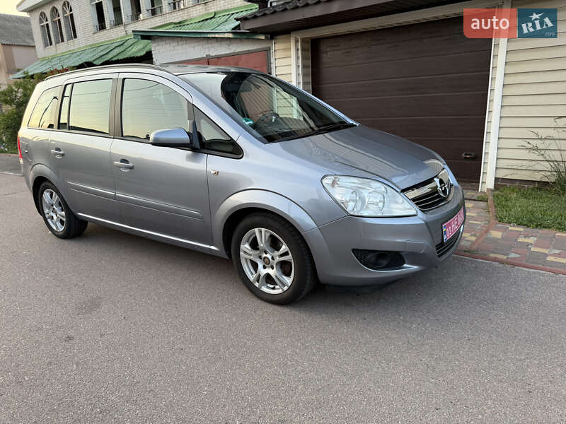 Минивэн Opel Zafira 2008 в Борисполе