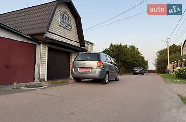 Минивэн Opel Zafira 2008 в 