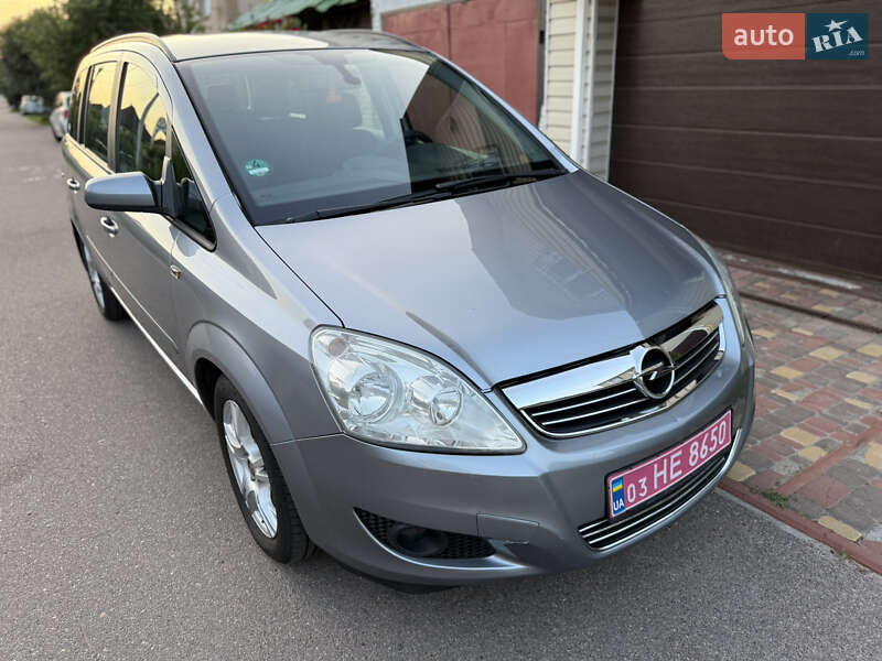 Минивэн Opel Zafira 2008 в Борисполе