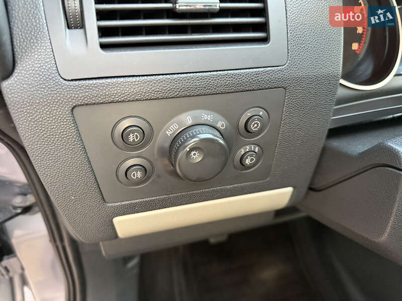 Минивэн Opel Zafira 2008 в Борисполе