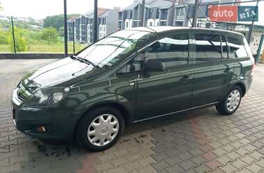 Минивэн Opel Zafira 2010 в Виннице