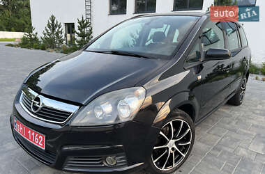 Минивэн Opel Zafira 2007 в 