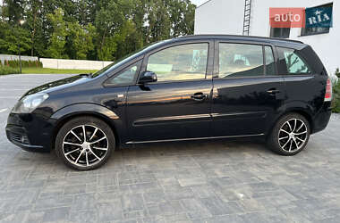 Минивэн Opel Zafira 2007 в 