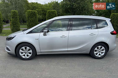 Минивэн Opel Zafira 2017 в 