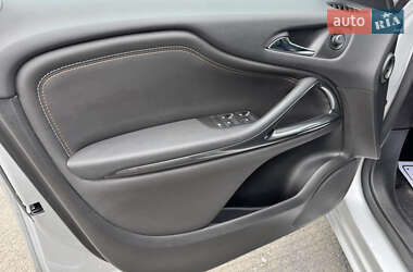 Минивэн Opel Zafira 2017 в 