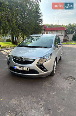 Минивэн Opel Zafira 2013 в Нововолынске