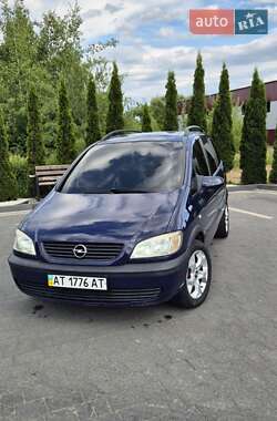 Мінівен Opel Zafira 2001 в Надвірній