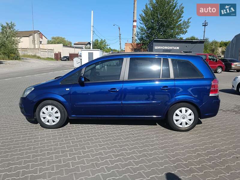 Минивэн Opel Zafira 2005 в Виннице