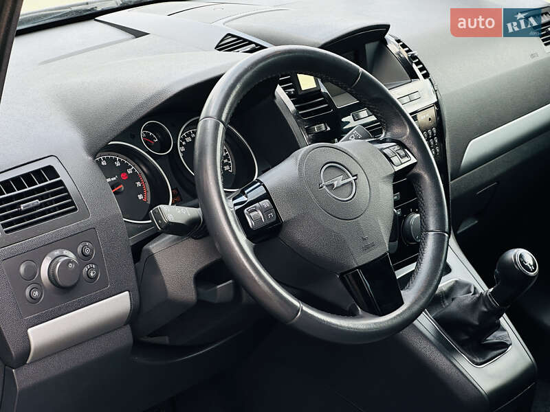 Мінівен Opel Zafira 2011 в Харкові фото 40 Мінівен Opel Zafira 2011 в Харкові