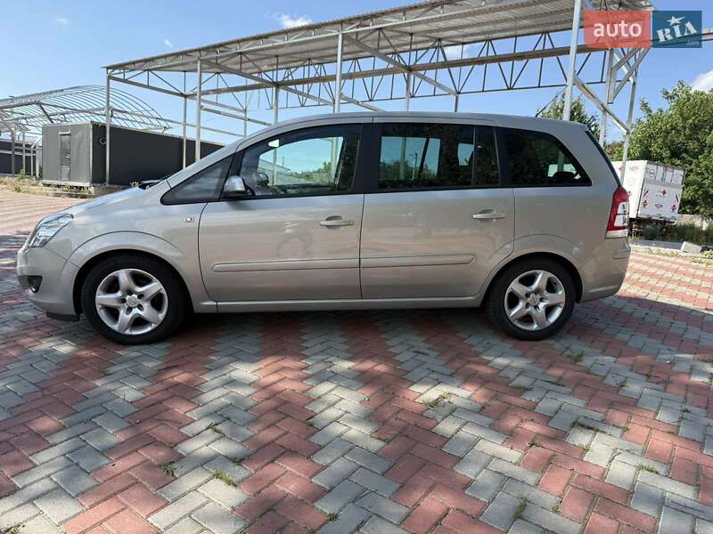 Мінівен Opel Zafira 2009 в Білій Церкві