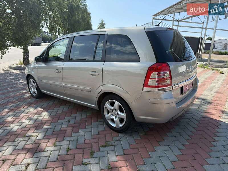 Мінівен Opel Zafira 2009 в Білій Церкві