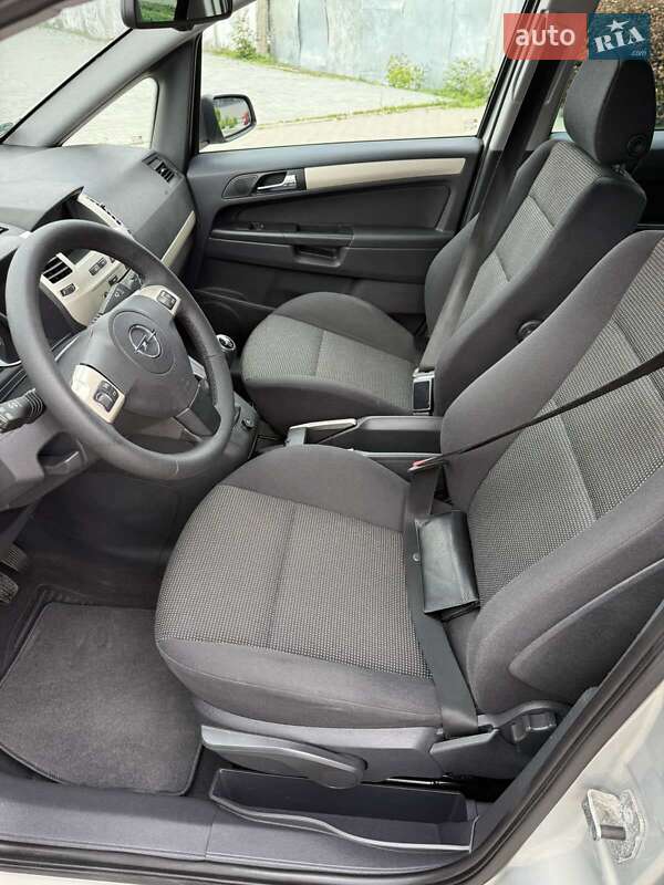 Мінівен Opel Zafira 2009 в Білій Церкві