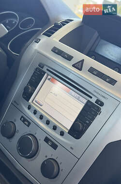 Минивэн Opel Zafira 2012 в 
