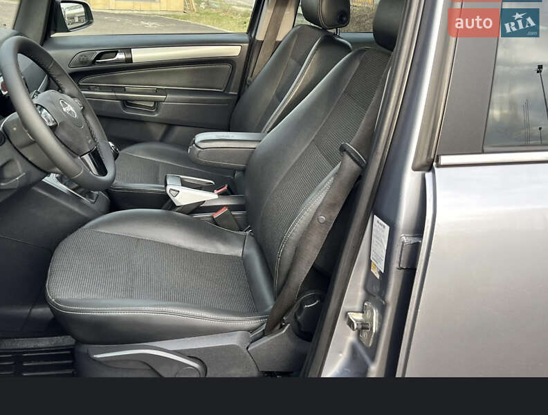 Мінівен Opel Zafira 2009 в Миколаєві фото 15 Мінівен Opel Zafira 2009 в Миколаєві