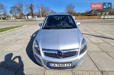 Мінівен Opel Zafira 2011 в Лисянці