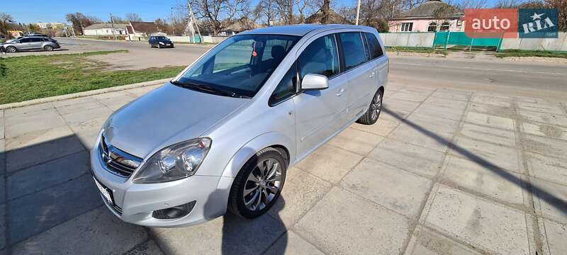 Мінівен Opel Zafira 2011 в Лисянці
