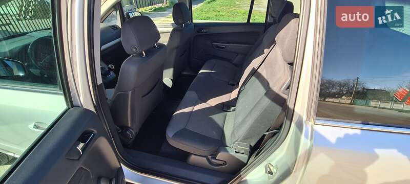 Мінівен Opel Zafira 2011 в Лисянці