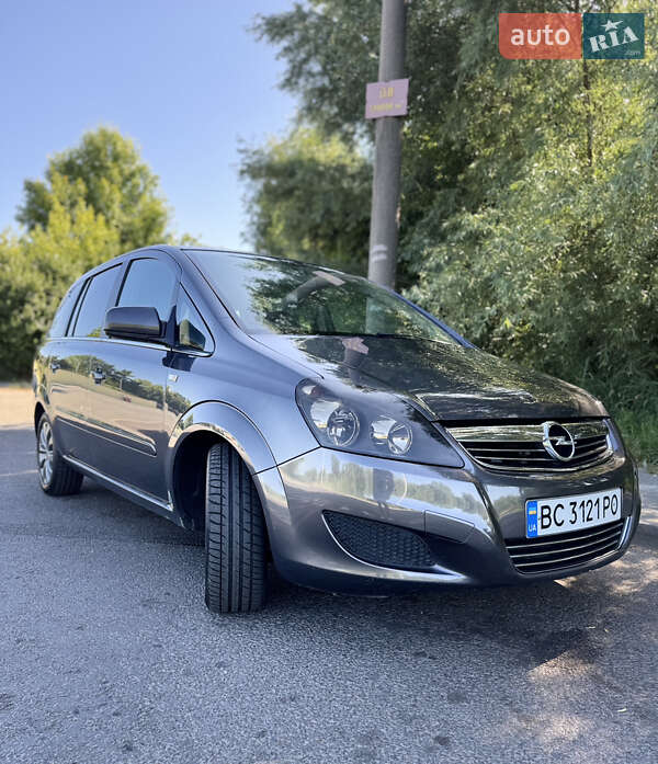 Opel Zafira 2010