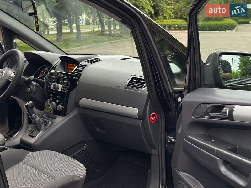 Минивэн Opel Zafira 2014 в Белой Церкви