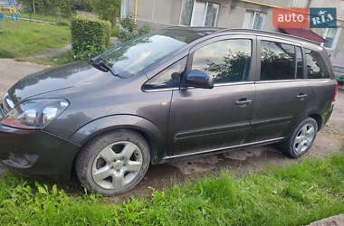 Минивэн Opel Zafira 2011 в Збараже