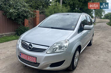 Минивэн Opel Zafira 2009 в 