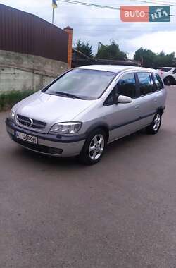 Минивэн Opel Zafira 2004 в Вишневом