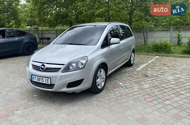 Мікровен Opel Zafira 2012 в Івано-Франківську