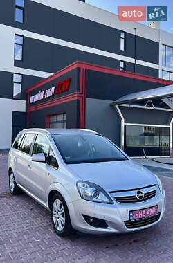 Минивэн Opel Zafira 2012 в Ровно