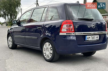 Мінівен Opel Zafira 2011 в 